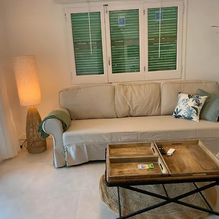 Cales De Menorca 4 Apartment *