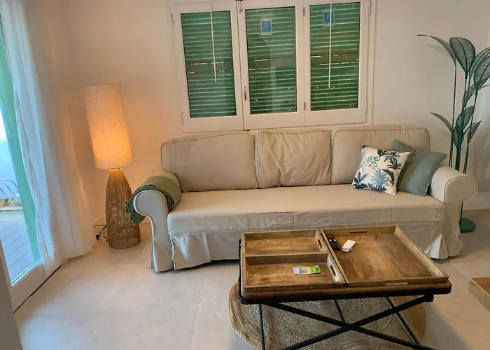 Cales De Menorca 4 Apartman *